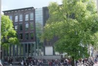 In 2005, 965,000 people visited the museum adjoining #263 Prinsengracht, better known as the Anne Frank House.