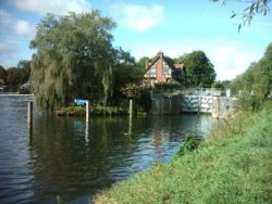 Bray lock, Berkshire