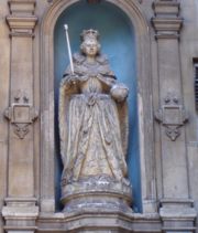 Statue of Elizabeth I at the Church of St Dunstan-in-the-West London