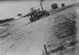 early Indianapolis Motor Speedway photo U.S. Library of Congress