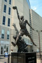  Statue of Michael Jordan at the United Center.