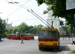 Trolleybuses in front of the St. Sophia Cathedral.