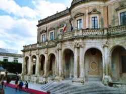 Illustration 19: Palazzo Ducezio, Noto, by Vincenzo Sinatra, with Baroque on the ground floor, neoclassical above.