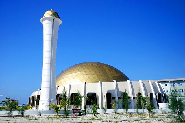 Image:Mosque of Hulhumal�.jpg