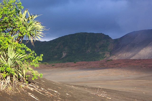 Image:Vanuatu Tanna Yasur.JPG