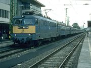 V43, a common Hungarian electric locomotive used in passenger train service.