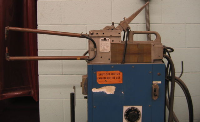 Image:Spot welder.miller.triddle.jpg