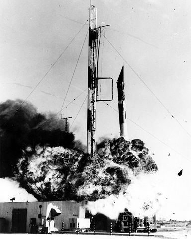 Image:Vanguard rocket exlodes.jpg