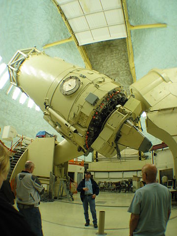 Image:USA harlan j smith telescope TX.jpg