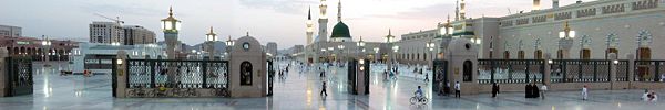 Masjed Nabawi at sunset