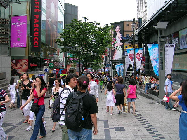 Image:Myongdong2.jpg