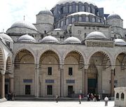 S�leymaniye Mosque in Istanbul, built by Mimar Sinan, Suleiman's chief architect