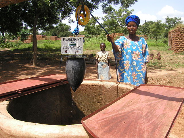 Image:Burkina Faso - Sala Well.jpg