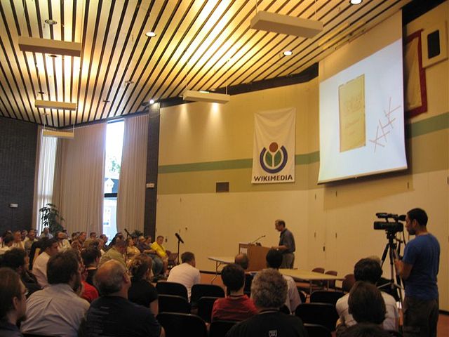 Image:WIkimania-2006 010.jpg