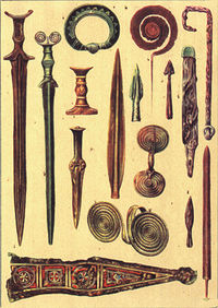 Bronze Age weaponry and ornaments