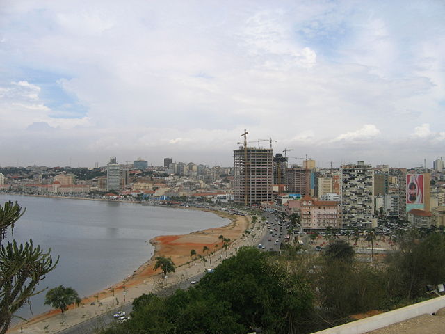 Image:Luanda from Fortaleza Feb 2006.jpg