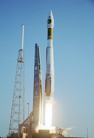 Image:MRO Liftoff.jpeg