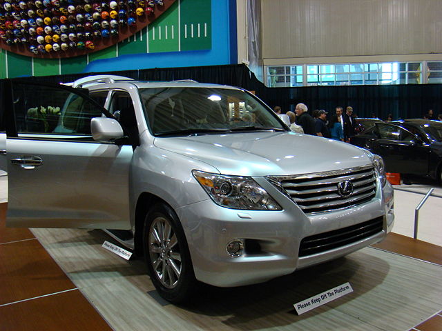 Image:2007 Lexus LX 570 01.jpg