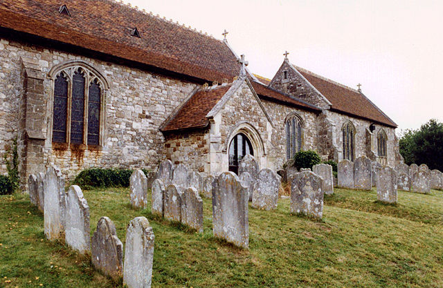 Image:IOWight-Braiding-Church-Graveyard.jpg