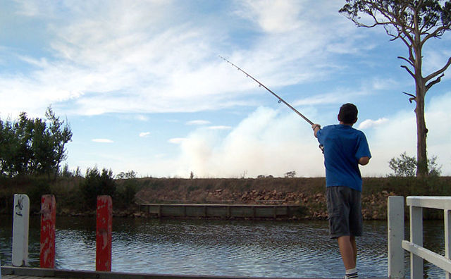 Image:Fishing off pier.jpg