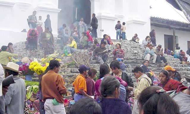 Image:Market-Chichicastenango.jpg