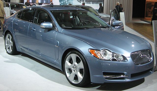 Image:2009 Jaguar XF DC.JPG