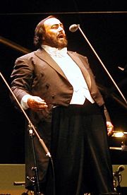 Luciano Pavarotti performing on June 15, 2002 at a concert in the Stade V�lodrome in Marseille