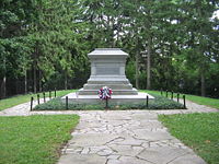 Rutherford and Lucy Hayes' grave at Spiegel Grove.