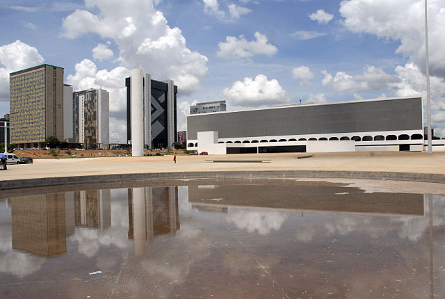 Image:Biblioteca Nacional Brasilia.jpg