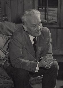 Albert Szent-Gy�rgyi, pictured here in 1948, was awarded the 1937 Nobel Prize in Medicine for the discovery of vitamin C