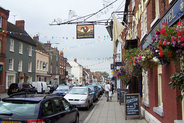 Image:StonyStratford HighStreet01.jpg