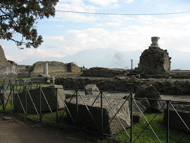 Image:Pompeii - Temple of Venus.jpg