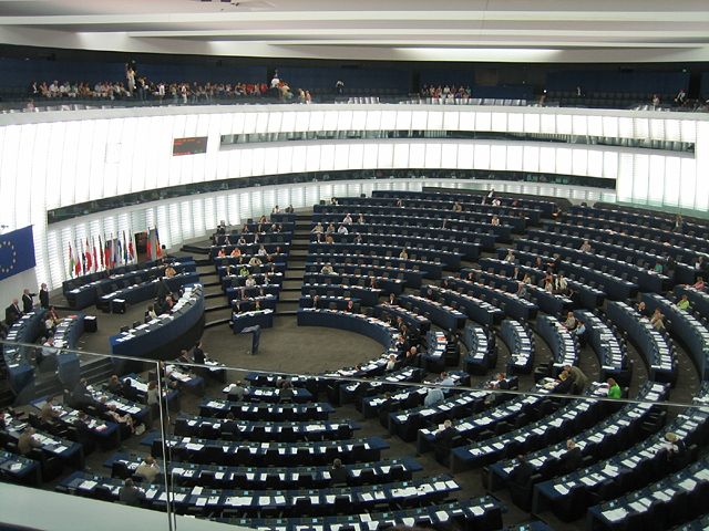 Image:EP Strasbourg hemicycle l-gal.jpg