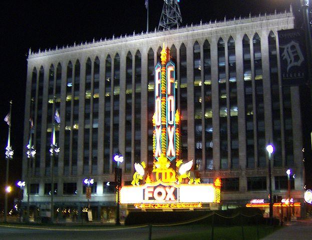 Image:Foxdetroitmarqueenightshot2.jpg