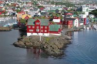 Tinganes in T�rshavn, seat of the government.