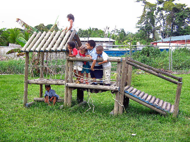 Child sponsorship Limón (Los Cocos)