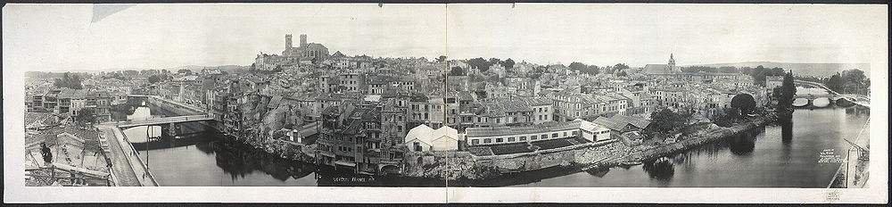 A panoramic view of Verdun in 1919