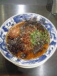 Tantanmen (坦々麺, noodles topped with spicy ground beef