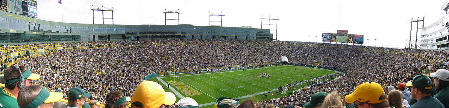 Lambeau Field panorama from October 3, 2004