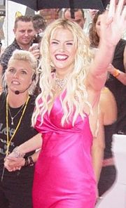 Anna Nicole Smith crop.jpg