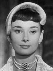 Audrey Hepburn Roman Holiday cropped.jpg