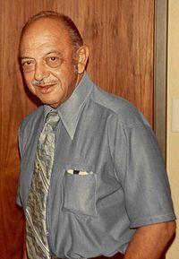 Mel Blanc (1976).jpg