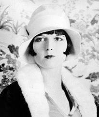 Louise Brooks detail ggbain.32453u.jpg