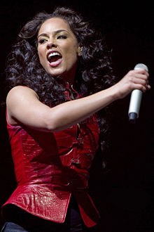 Alicia Keys performing at Pavilhão Atlântico in Lisbon, Portugal on March 19, 2008