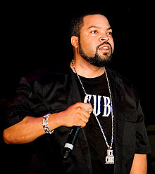 Ice Cube performing in Toronto, 2006.