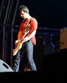 Johnny Marr performing with Modest Mouse on June 2, 2007.