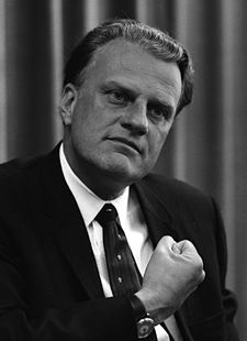 Billy Graham bw photo, April 11, 1966.jpg