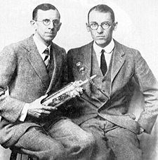 Davisson (left) with Lester Germer, 1927