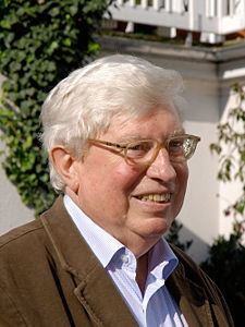 Prof Ertl-Portrait.jpg