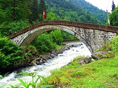 ArchBridgeOverFirtinaDeresi@Rize-Turkey-1.JPG